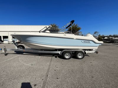 2025 Boston Whaler 210 Vantage - Photo 3