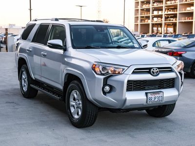2020 Toyota 4Runner - Photo 2