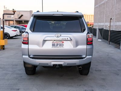 2020 Toyota 4Runner - Photo 4