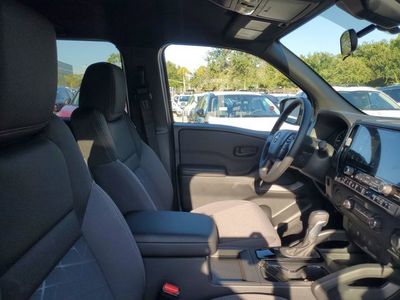 2026 Nissan Frontier — photo 30 view