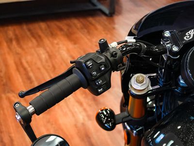 2026 Indian Motorcycle 101 Scout Black Crystal with Super Graphite — photo 15 view