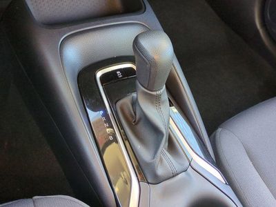 2025 Toyota Corolla - Photo 13