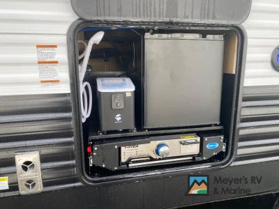 2026 Forest River RV Cherokee Wolf Den - Photo 8