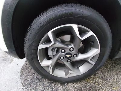 2025 Chevrolet Trax — photo 10 view