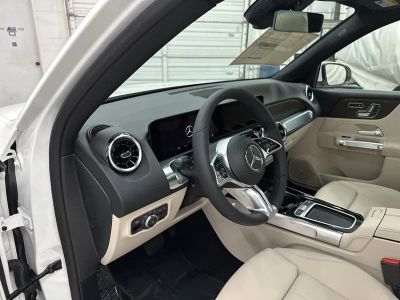 2026 Mercedes-Benz GLB — photo 9 view
