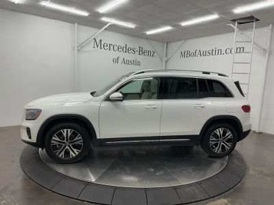 2026 Mercedes-Benz GLB — interior view