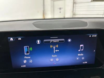 2026 Mercedes-Benz GLB — photo 13 view