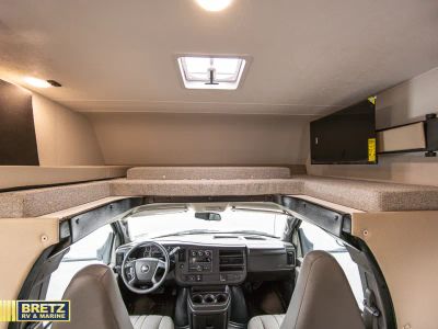 2026 Coachmen RV Freelander - Photo 12