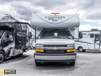 2026 Coachmen RV Freelander - Photo 3