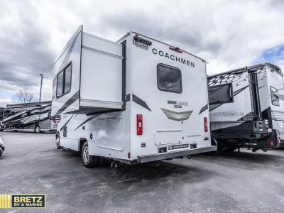 2026 Coachmen RV Freelander - Photo 5