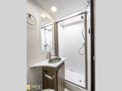 2026 Coachmen RV Freelander - Photo 17