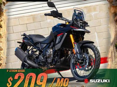 2025 Suzuki V-STROM 800DE — front three-quarter view