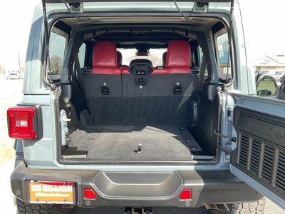 2024 Jeep Wrangler — photo 17 view