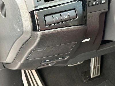 2024 Lexus ES — photo 10 view