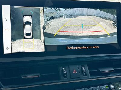 2024 Lexus ES — photo 14 view