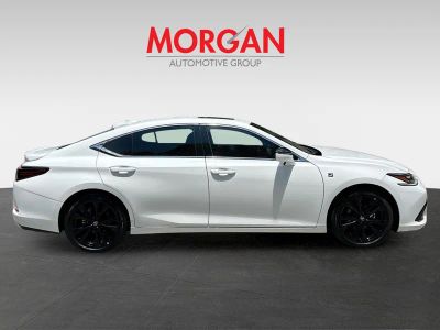 2024 Lexus ES — photo 8 view