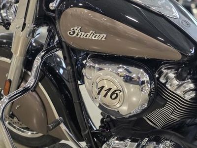 2026 Indian Motorcycle Springfield Nara Bronze Metallic / Black Metallic - Photo 12