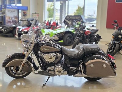 2026 Indian Motorcycle Springfield Nara Bronze Metallic / Black Metallic - Photo 5