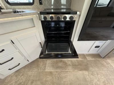 2025 Palomino Puma - Photo 26