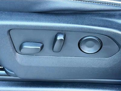 2023 GMC Yukon — photo 25 view