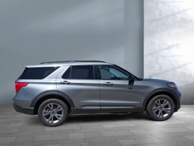 2022 Ford Explorer — photo 7 view