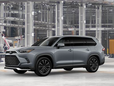2026 Toyota Grand Highlander Hybrid - Photo 2