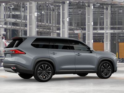 2026 Toyota Grand Highlander Hybrid - Photo 11