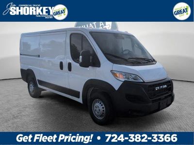 2025 RAM Promaster Low Roof / 136" WB in Bright White Clearcoat — front three-quarter view