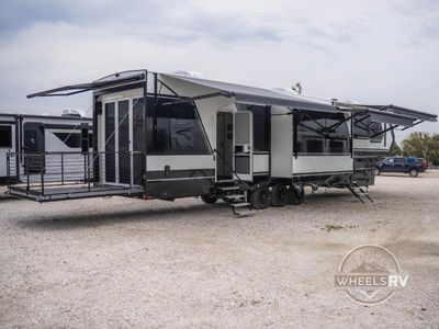 2026 Brinkley Model G - Photo 3