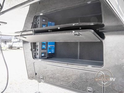 2026 Brinkley Model G - Photo 16