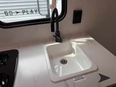 2026 Wayfinder RV Go Play — photo 16 view
