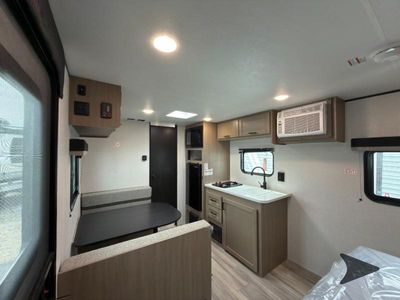 2026 Wayfinder RV Go Play — photo 10 view