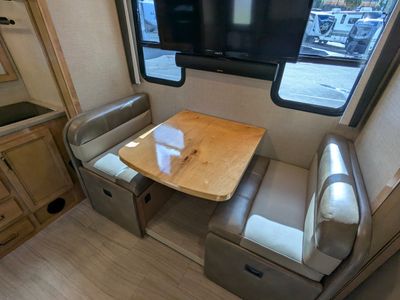 2020 Thor Motor Coach Quantum Sprinter - Photo 8