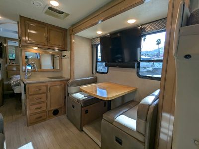 2020 Thor Motor Coach Quantum Sprinter - Photo 22