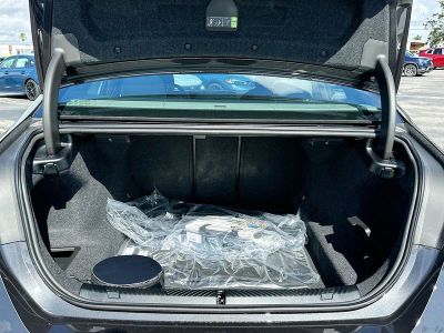 2026 BMW 5 Series — photo 21 view