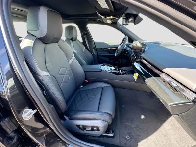 2026 BMW 5 Series — photo 23 view