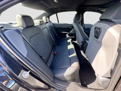 2026 BMW 5 Series — photo 22 view
