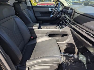 2025 Hyundai Santa Fe — photo 10 view