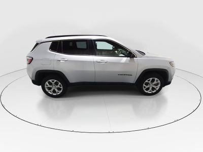 2024 Jeep Compass - Photo 8