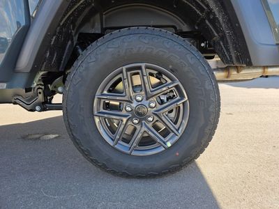 2026 Jeep Gladiator — engine compartment view