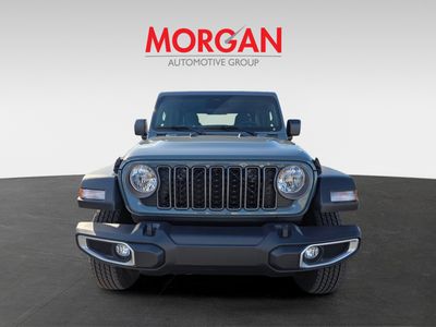 2026 Jeep Gladiator — side profile view