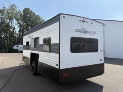 2026 Forest River Cherokee Grey Wolf - Photo 3