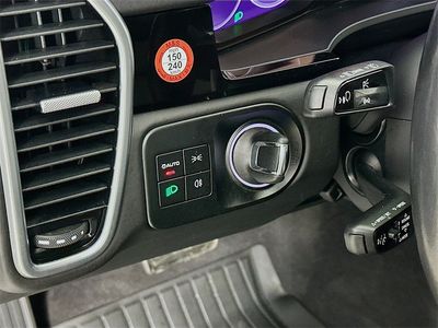 2023 Porsche Cayenne - Photo 9