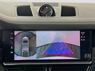 2023 Porsche Cayenne - Photo 12