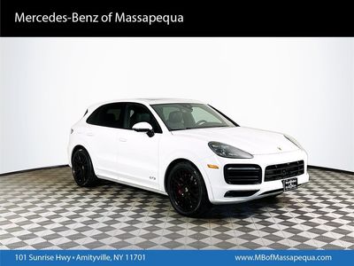 2023 Porsche Cayenne - Photo 1