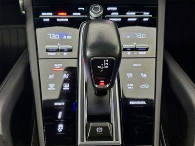 2023 Porsche Cayenne - Photo 14