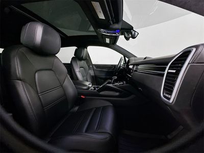 2023 Porsche Cayenne - Photo 28