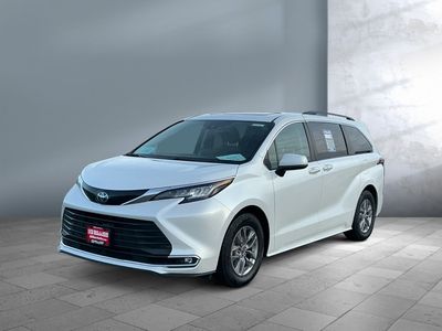 2022 Toyota Sienna - Photo 1