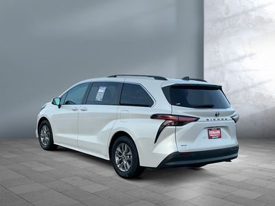 2022 Toyota Sienna - Photo 4