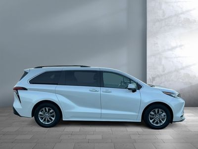 2022 Toyota Sienna - Photo 8